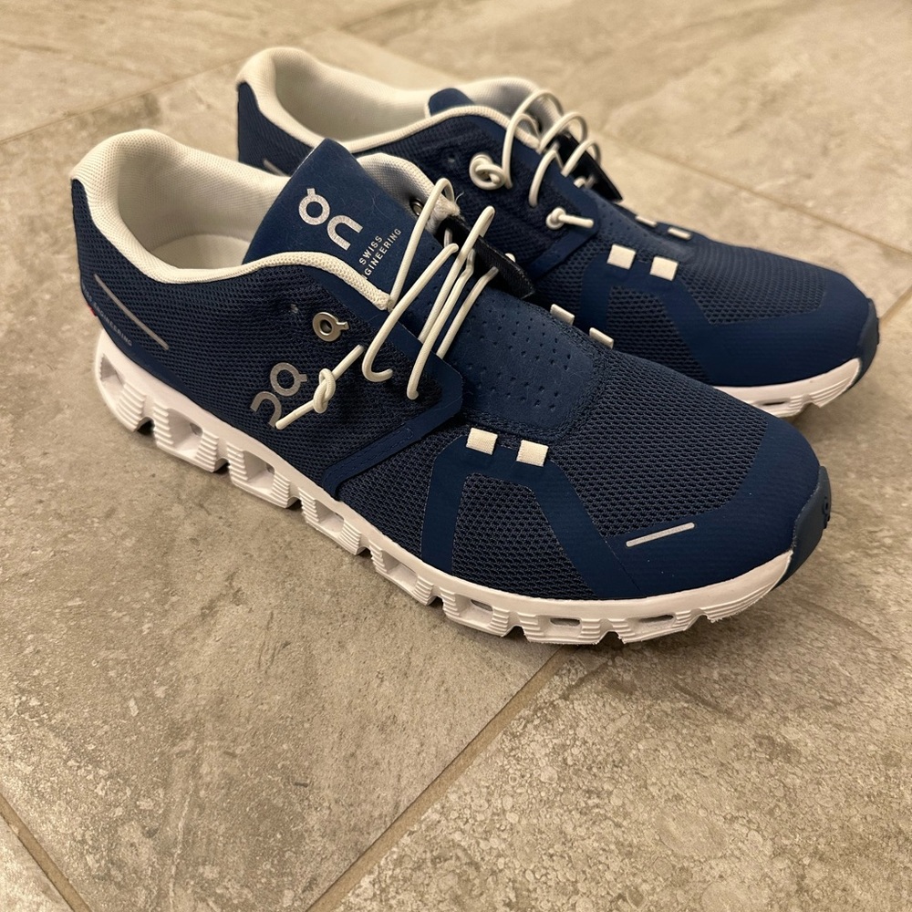 On Running Navy and White Athletic Shoes NEW